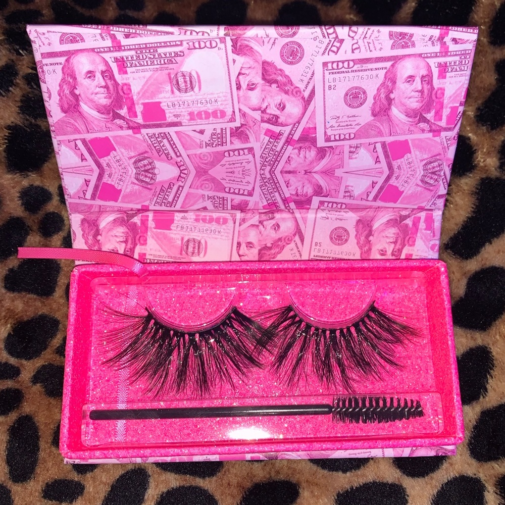 Mink lashes